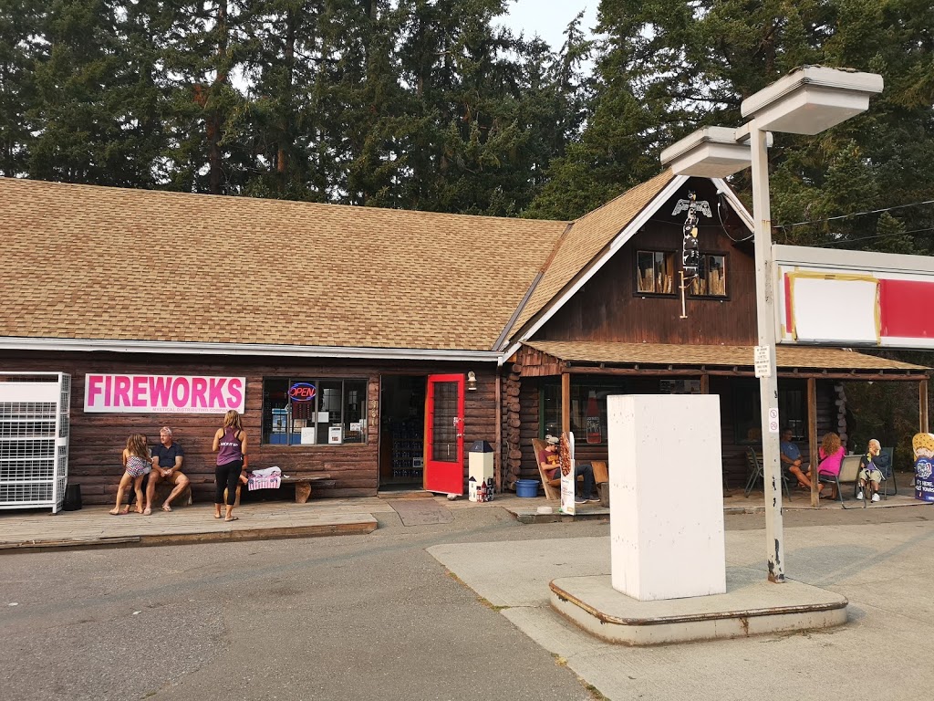 Log Cabin General Store | 1000 Resort Dr, Parksville, BC V9P 2E3, Canada | Phone: (250) 248-2868