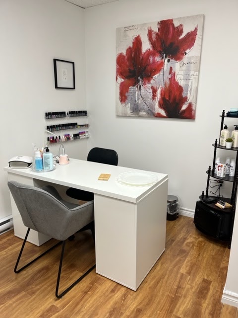 Elishevas’ Nail Boutique | 141 Victoria St E, Amherst, NS B4H 1X9, Canada | Phone: (902) 397-3008