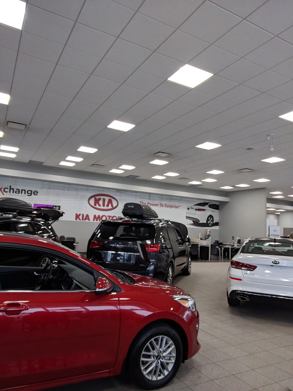 Go Kia South | 3030 Gateway Blvd NW, Edmonton, AB T6J 6V4, Canada | Phone: (780) 465-3535