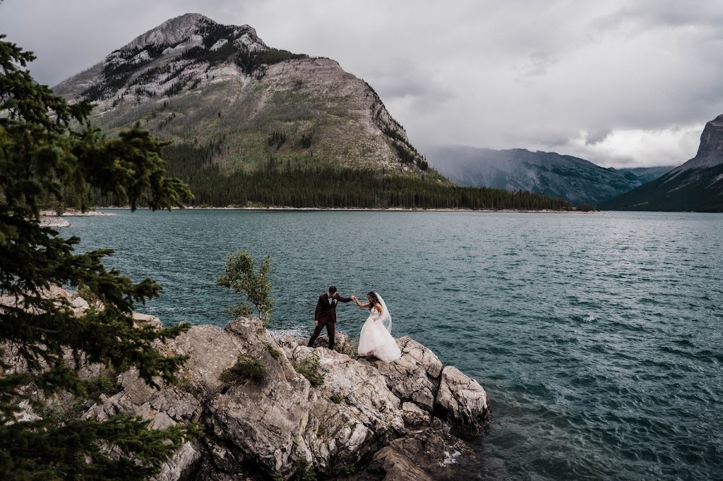 Clara Cecilia Photography | 127 Hawktree Bay NW, Calgary, AB T3G 2X9, Canada | Phone: (780) 297-4014