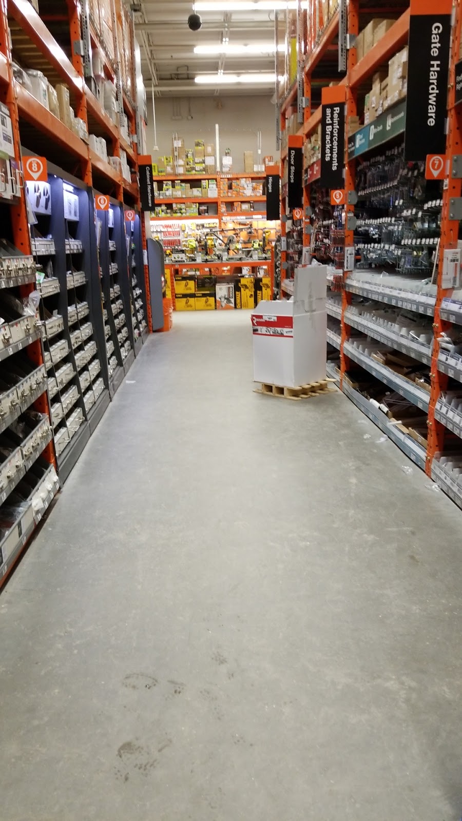 The Home Depot | 359 Main St, Thunder Bay, ON P7B 5L6, Canada | Phone: (807) 624-1100