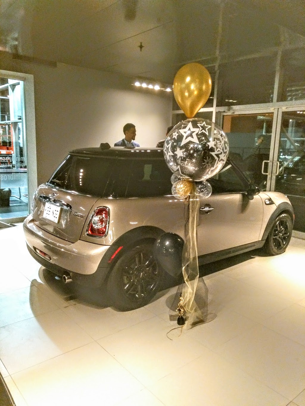 MINI Brossard - Groupe Park Avenue | 8755 Boulevard Taschereau, Brossard, QC J4Y 1A4, Canada | Phone: (450) 445-6464