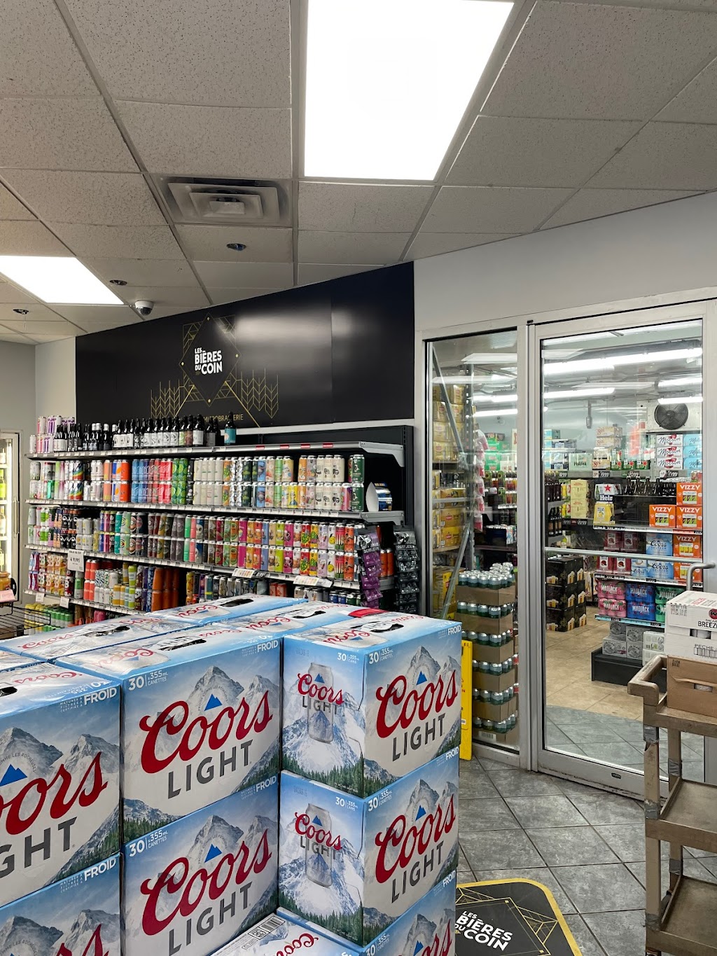 Dépanneur Grimard - Saint-Luc | 230 Bd Saint-Luc, Saint-Jean-sur-Richelieu, QC J2W 1C2, Canada | Phone: (450) 349-6488