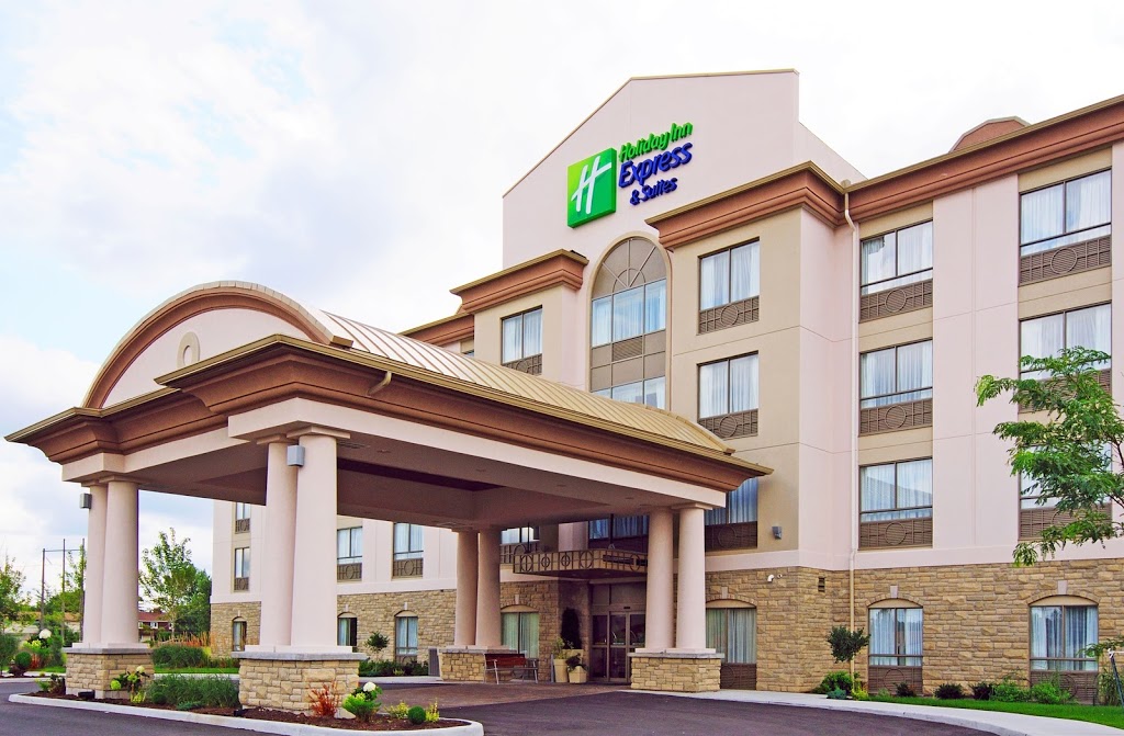 Holiday Inn Express & Suites Ottawa Airport | 2881 Gibford Dr, Ottawa, ON K1V 2L9, Canada | Phone: (613) 247-9500