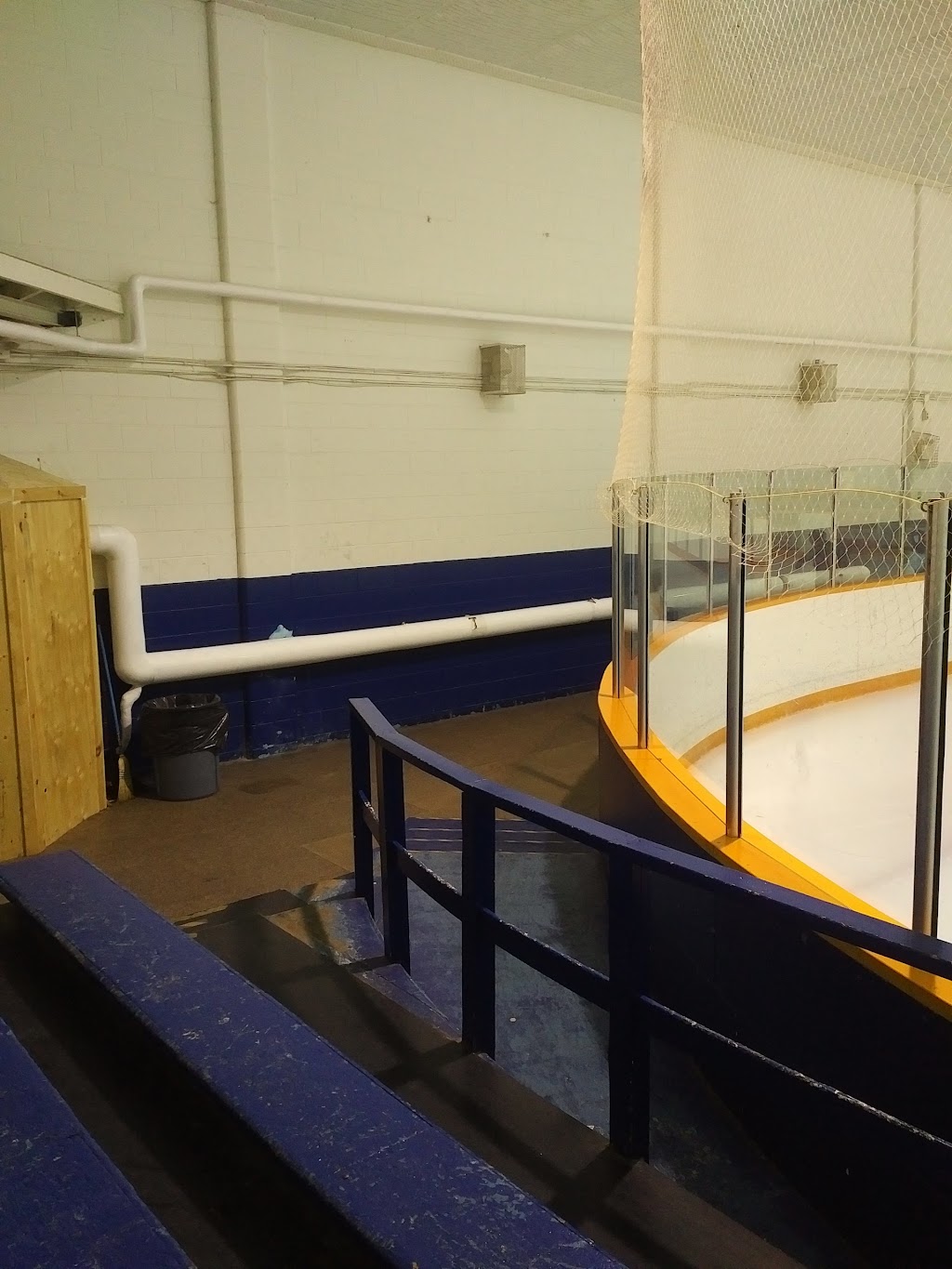 Spring Valley Arena | 29 Orchard Dr, Ancaster, ON L9G 1Z6, Canada | Phone: (905) 546-3747