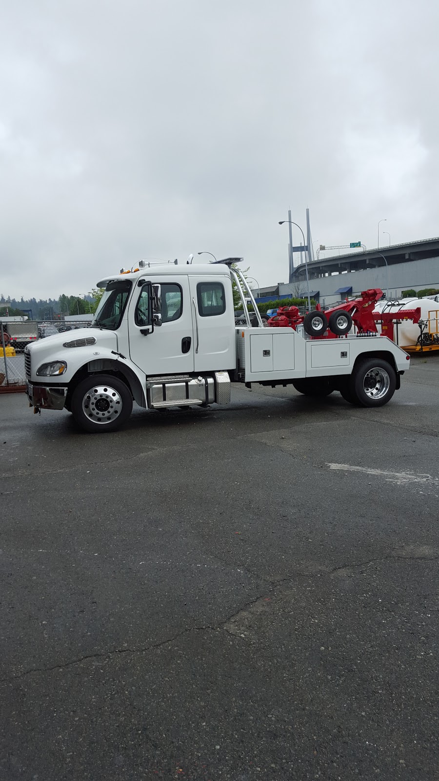 Commercial Truck Equipment Co | 591 Chester Rd, Delta, BC V3M 6G7, Canada | Phone: (604) 526-6126