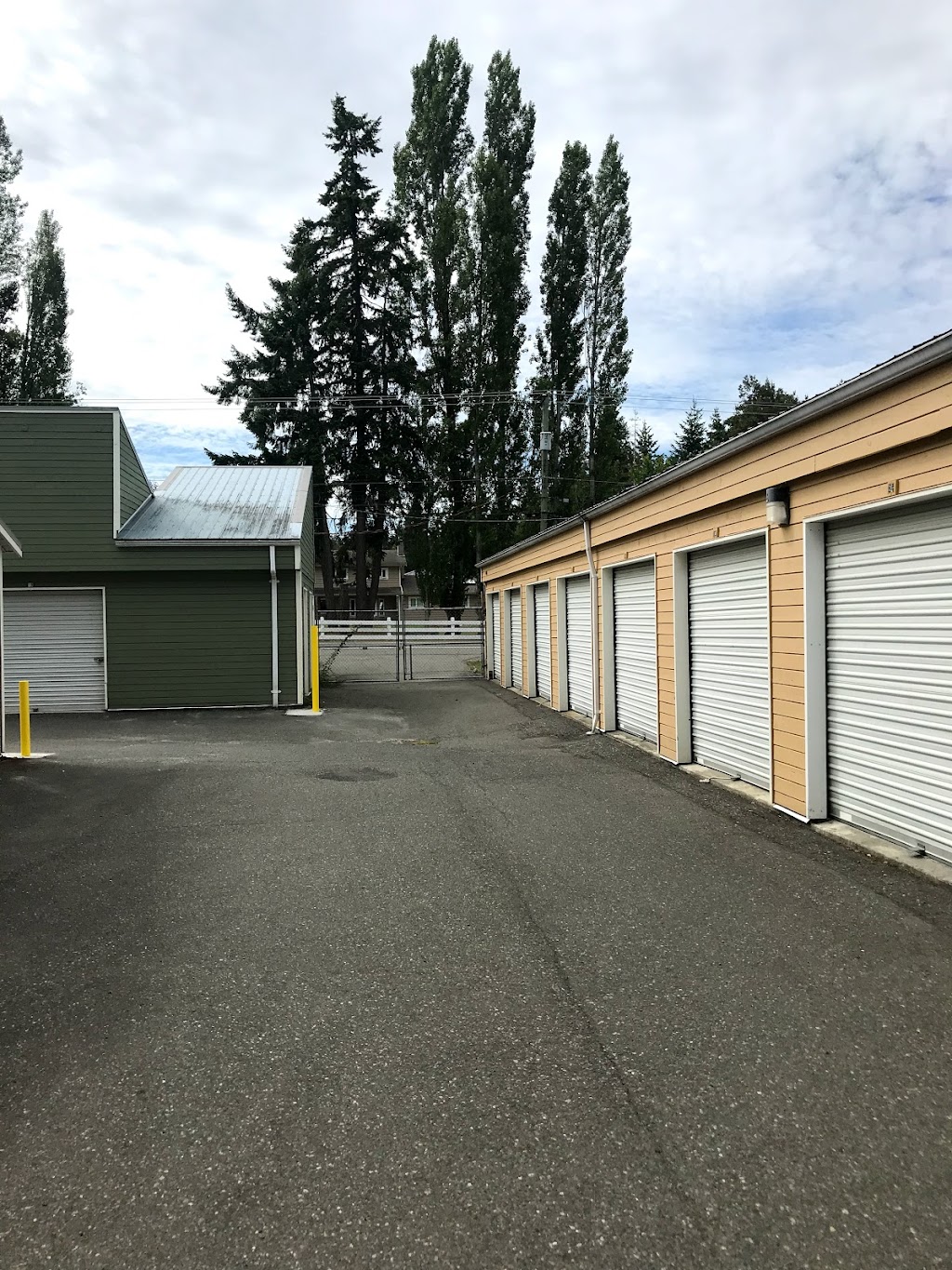 Canstore Self Storage | 281 Fern Rd E, Qualicum Beach, BC V9K 1R1, Canada | Phone: (250) 752-3606