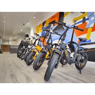 Movin Mobility - Electric Bikes Toronto | 654 College St, Toronto, ON M6G 1B8, Canada | Phone: (437) 254-6683