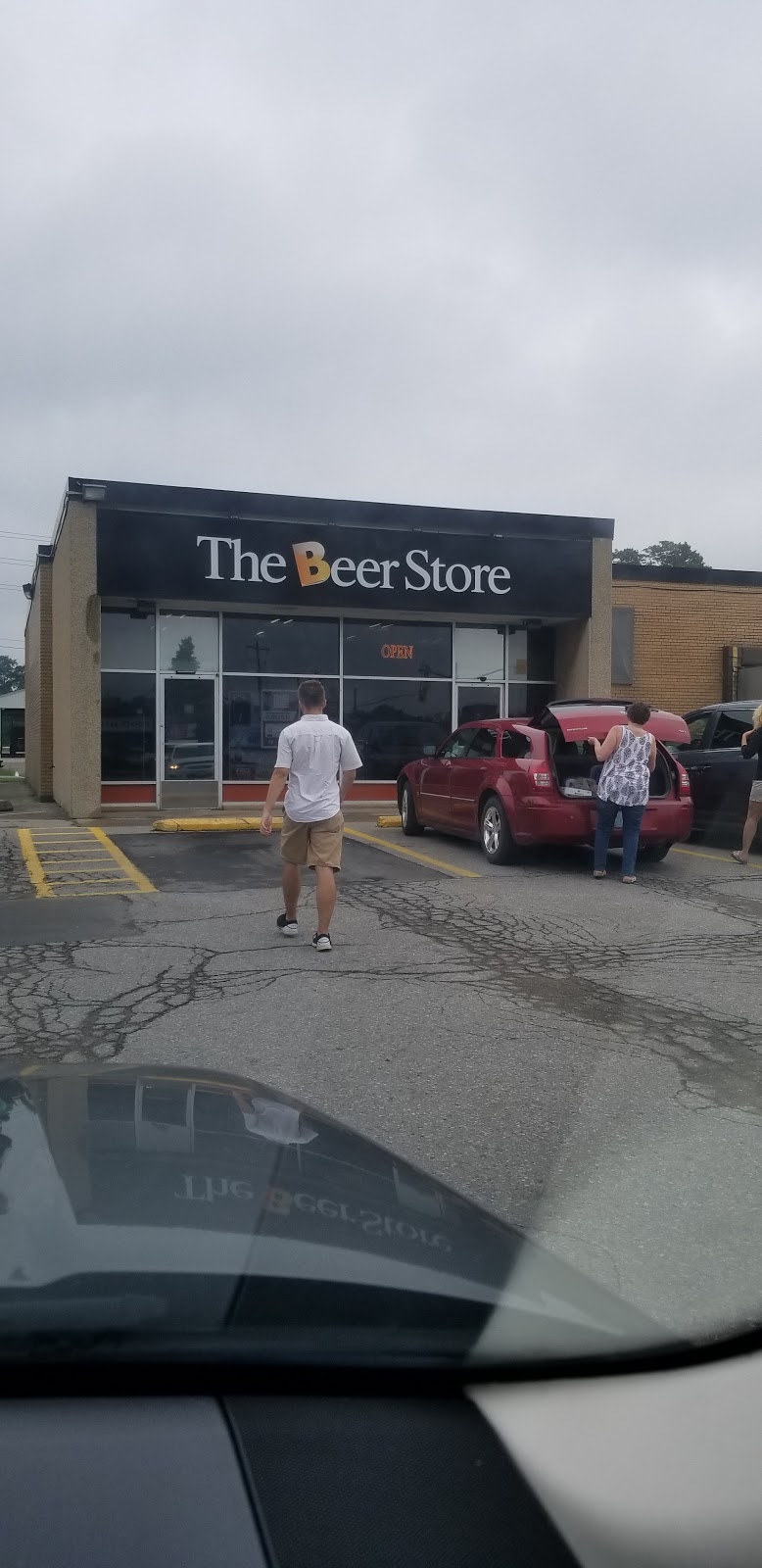 Beer Store 3204 | 395 Huron Rd, Goderich, ON N7A 3A4, Canada | Phone: (519) 524-7882