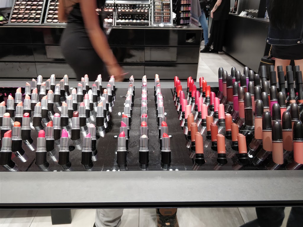 MAC Cosmetics | 1 Yorkdale Rd, North York, ON M6A 2T9, Canada | Phone: (416) 781-1330