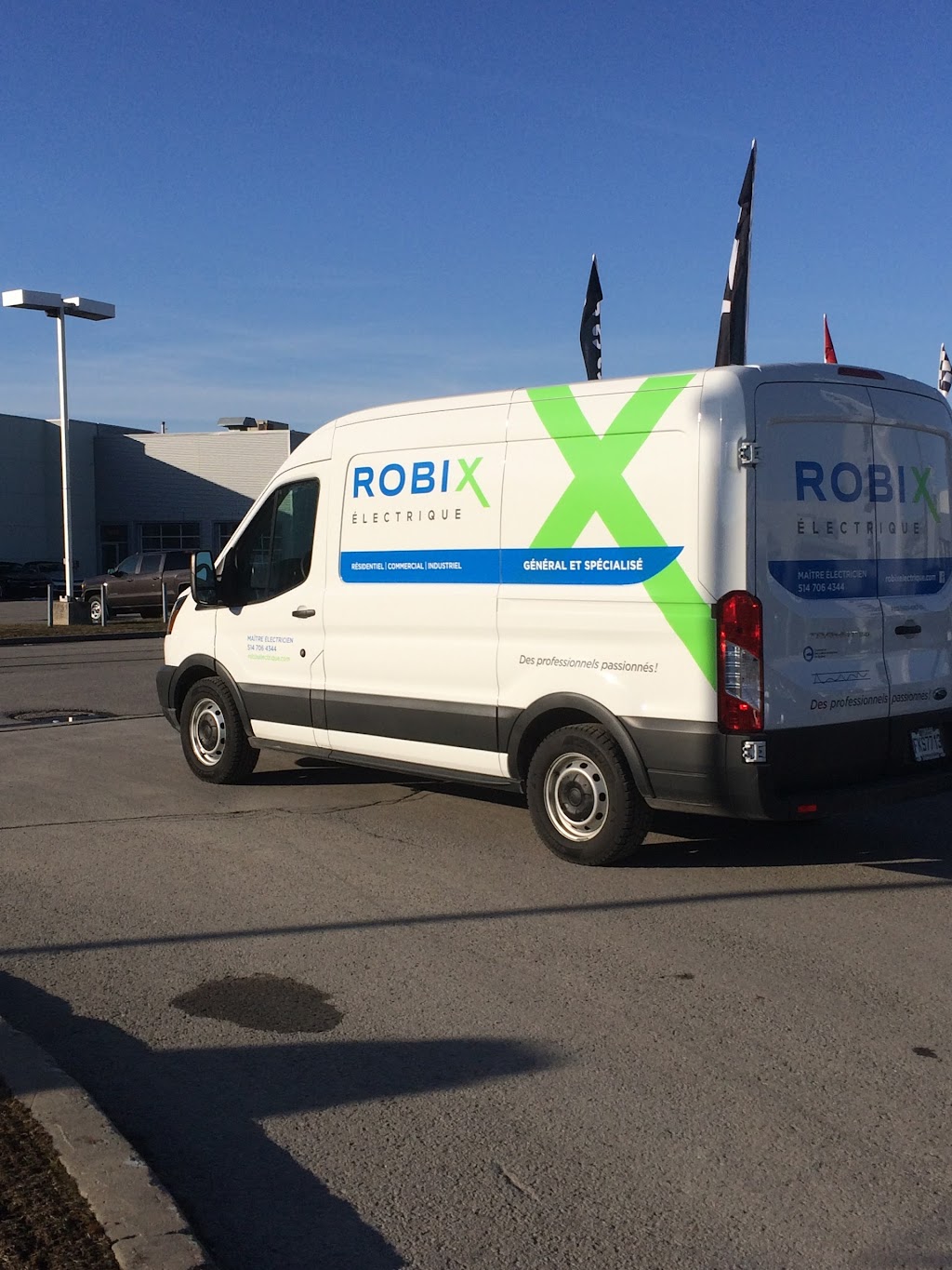 Robix Electrique inc. | 660 Rue Brien, Mascouche, QC J7K 2W9, Canada | Phone: (450) 325-5999