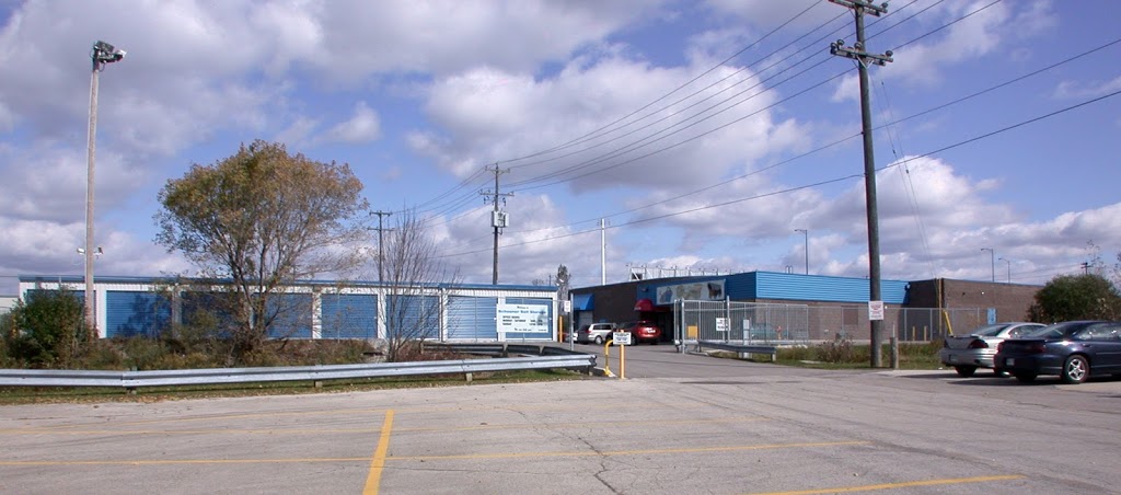 Schooner Self Storage | 70 Belcan Pl, Waterloo, ON N2L 6A8, Canada | Phone: (519) 885-8855