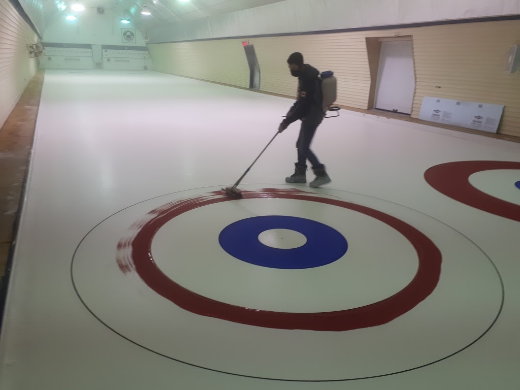 Sutton Curling Club | 26 Rue Pleasant, Sutton, QC J0E 2K0, Canada | Phone: (450) 538-3226