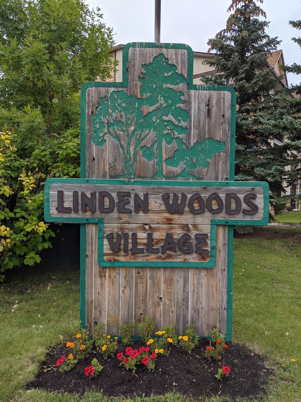 Linden Woods Village | 189 Victor Lewis Dr, Winnipeg, MB R3P 2A2, Canada | Phone: (204) 489-2086