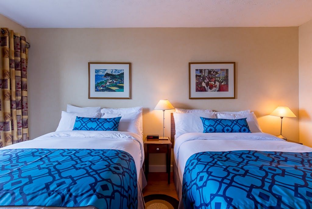 Hôtel Suites Lac-Brome | 572 Chemin Lakeside, Foster, QC J0E 1R0, Canada | Phone: (888) 922-0404