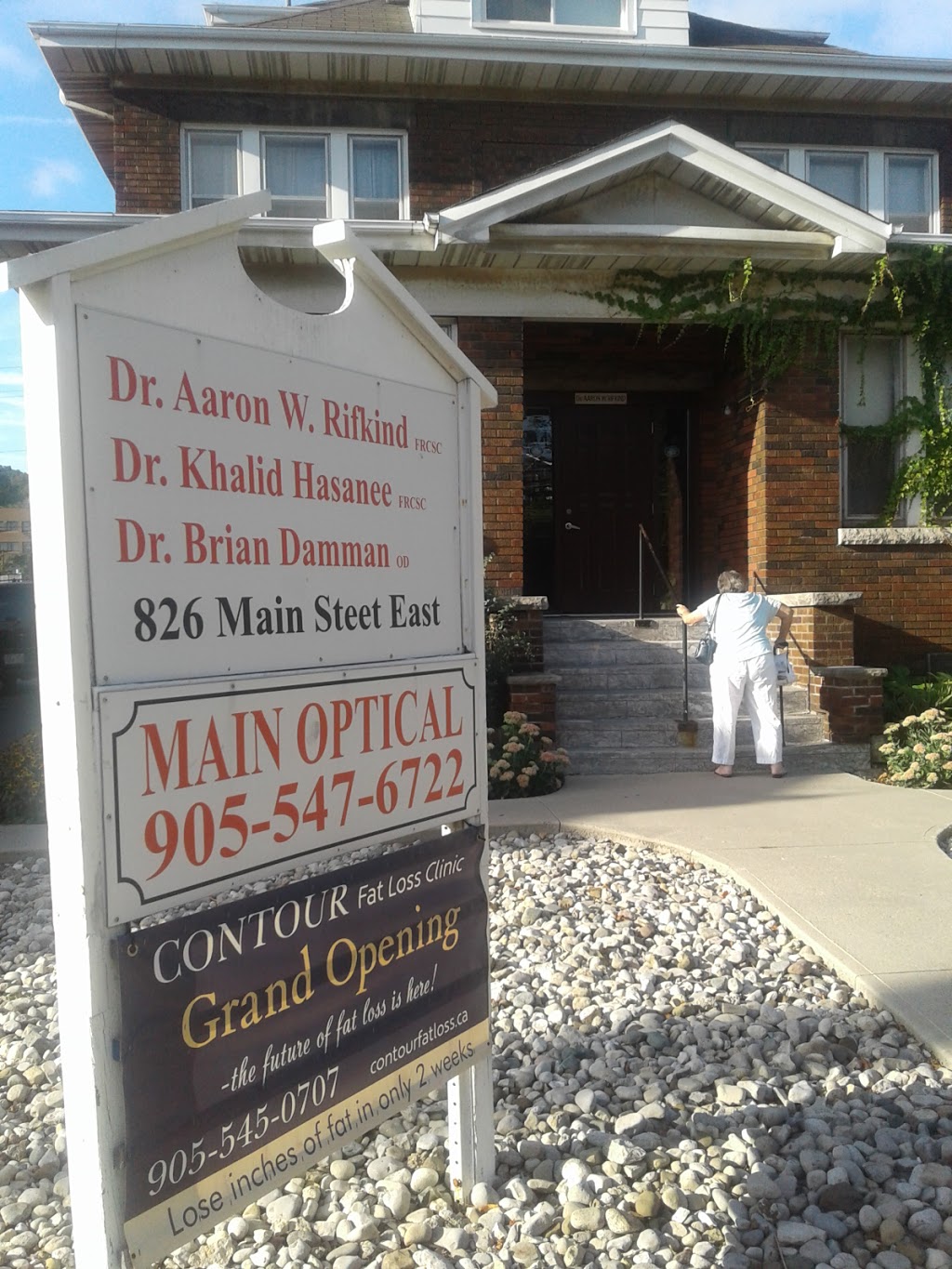 Rifkind Aaron W Dr | 826 Main St E, Hamilton, ON L8M 1L6, Canada | Phone: (905) 549-6123