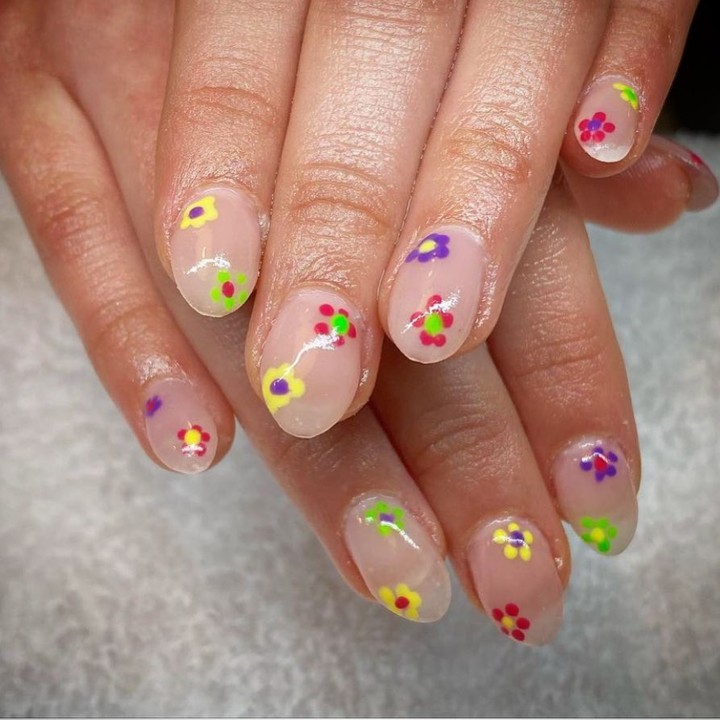 Nails Ave. Spruce Grove | 98 Longview Dr #14, Spruce Grove, AB T7X 0W3, Canada | Phone: (780) 571-0181