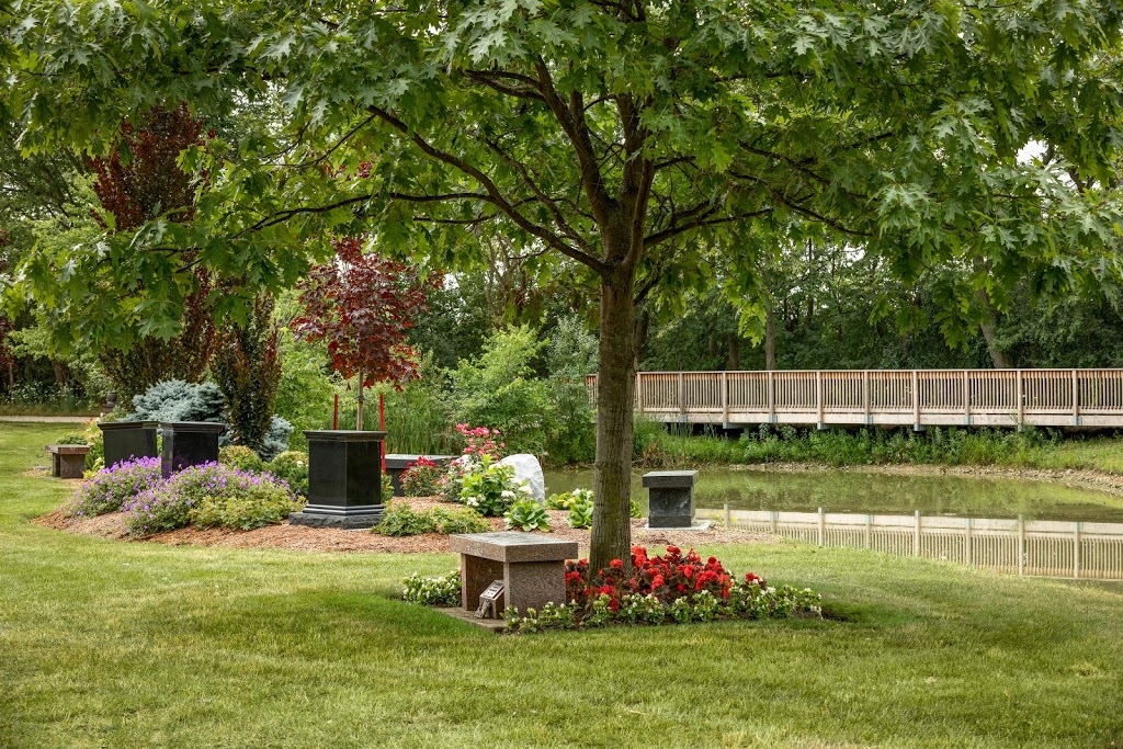 Greenlawn Memorial Gardens | 1805 ON-3, Oldcastle, ON N0R 1L0, Canada | Phone: (519) 969-5320