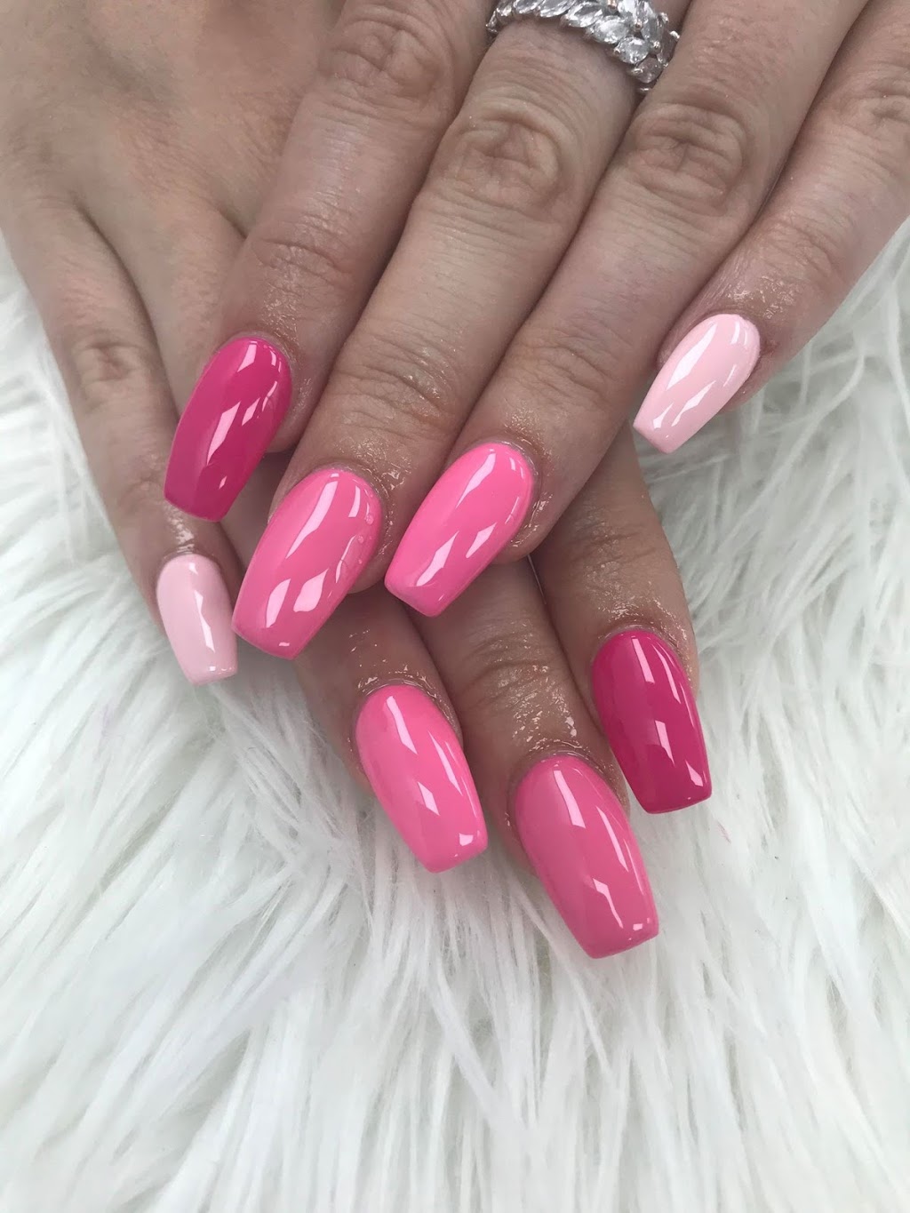 LE NAILS | 224 Glenridge Ave Unit 7, St. Catharines, ON L2T 3J9, Canada | Phone: (905) 684-0460