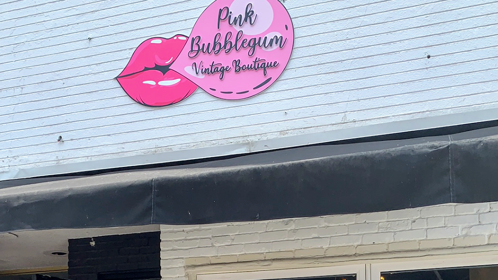 Pink Bubblegum Vintage Boutique | 148 St Paul St, St. Catharines, ON L2R 3M2, Canada | Phone: (905) 685-6466