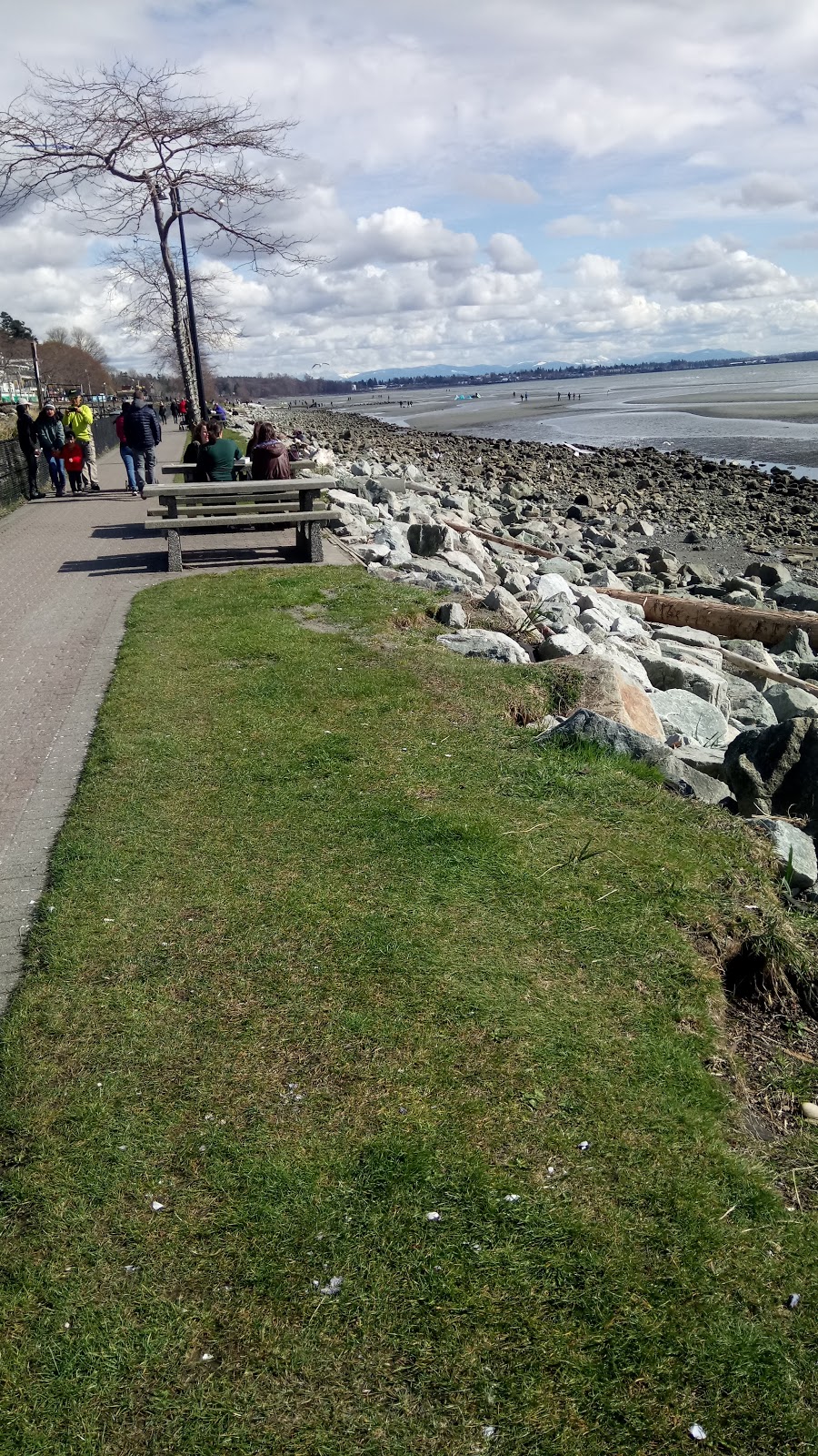 East Beach | White Rock Promenade, White Rock, BC V4B 1E2, Canada | Phone: (604) 541-2100