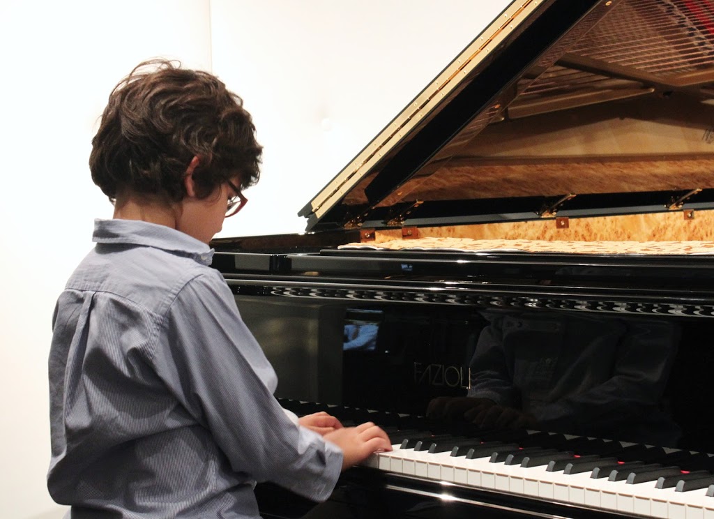 Vivians Piano and Music School | 9339 Romaniuk Dr, Richmond, BC V7E 5G6, Canada | Phone: (778) 898-9975