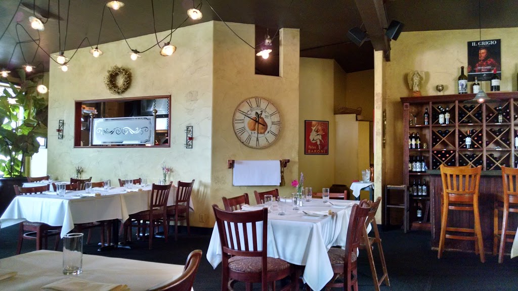 Vinnys Ristorante | 165 West St, Friday Harbor, WA 98250, USA | Phone: (360) 378-1934