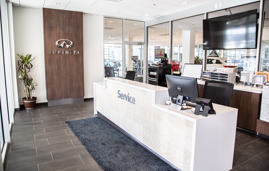 Myers INFINITI | 394 W Hunt Club Rd, Ottawa, ON K2E 1B2, Canada | Phone: (613) 596-2587