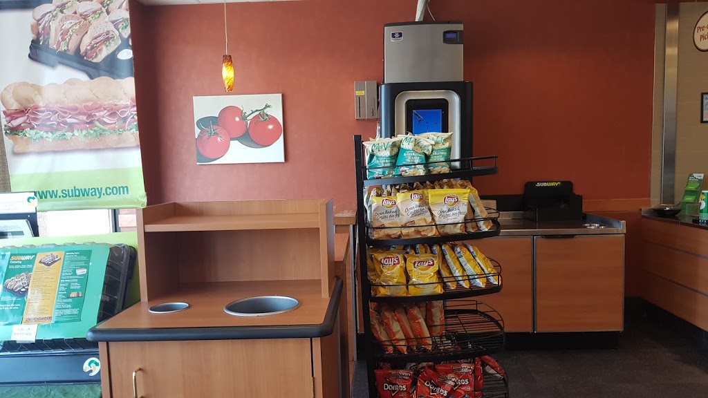 Subway | 2760 Howard Ave Unit 8, Windsor, ON N8X 3X6, Canada | Phone: (519) 972-9031