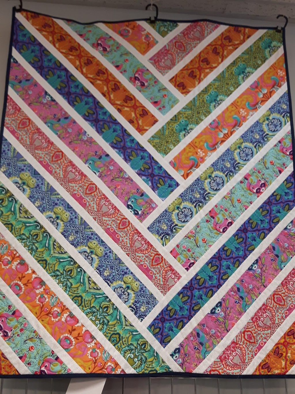 Willow Creek Quilts | 105 49 Ave W, Claresholm, AB T0L 0T0, Canada | Phone: (403) 625-4353