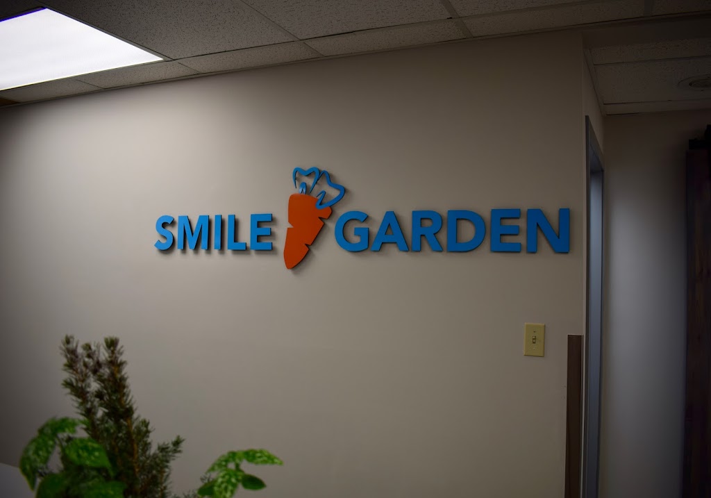 Smile Garden Dentistry | 817 Bayridge Dr Suite 201, Kingston, ON K7P 1T5, Canada | Phone: (613) 384-0090