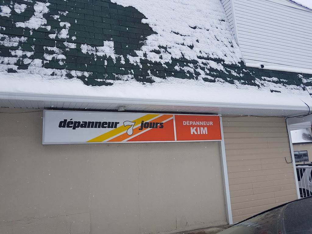 Depanneurn Kim | 450 Côte St Paul, Saint-Colomban, QC J5K 1Z9, Canada | Phone: (450) 436-8558