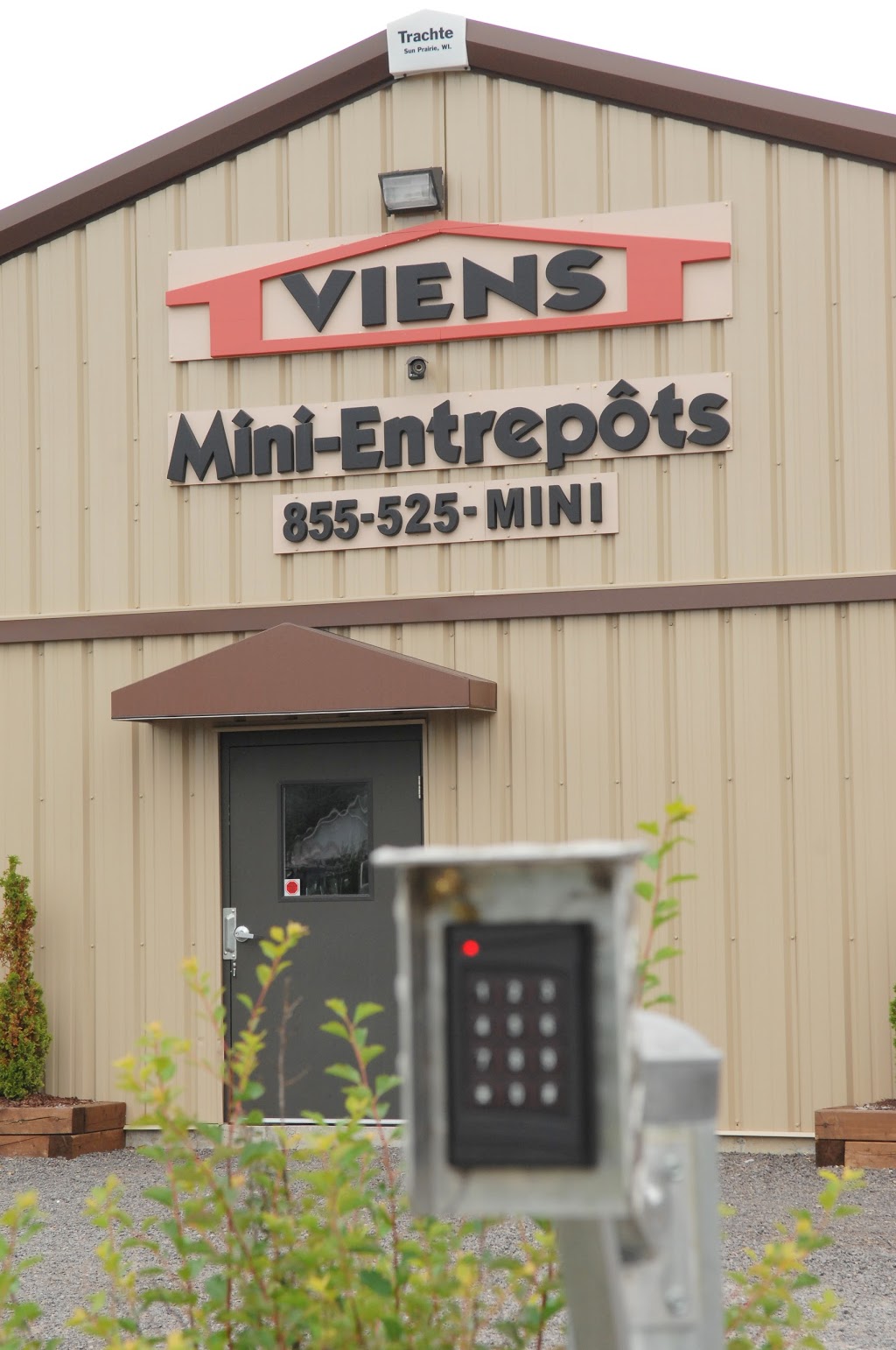 Viens Mini-Entrepots | 1695 QC-117, Val-David, QC J0T 2N0, Canada | Phone: (855) 525-6464