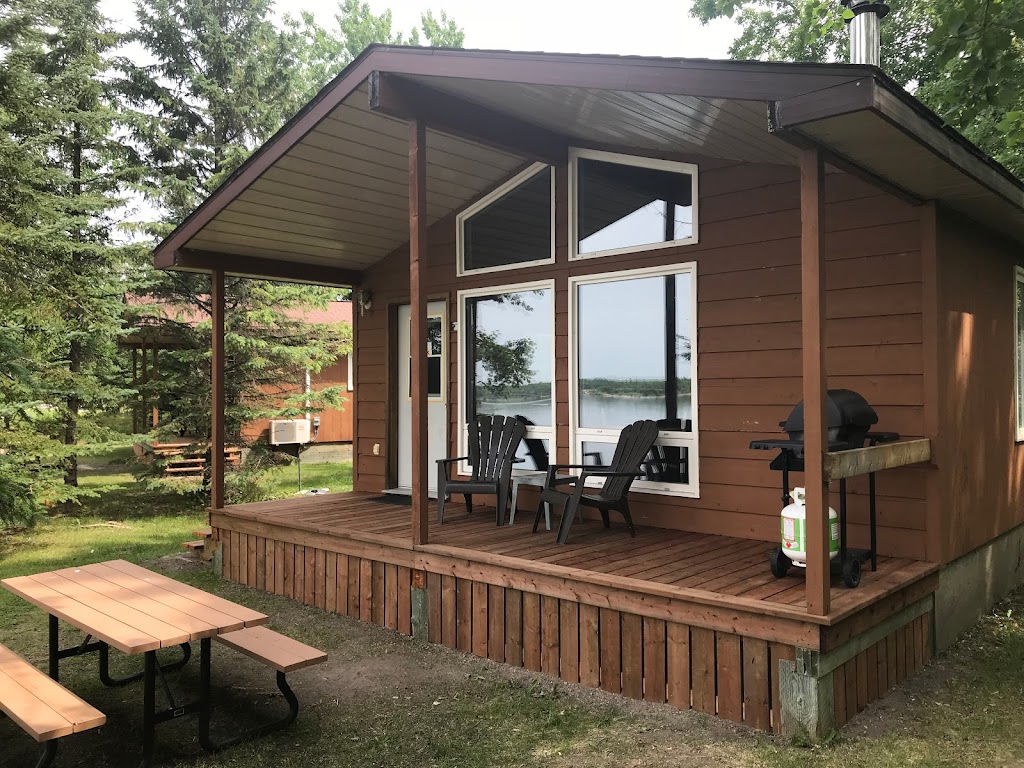 Riverview Lodge | Eleanor Lake Whiteshell Provincial Park, Seven Sisters Falls, MB R0E 1Y0, Canada | Phone: (204) 348-7607