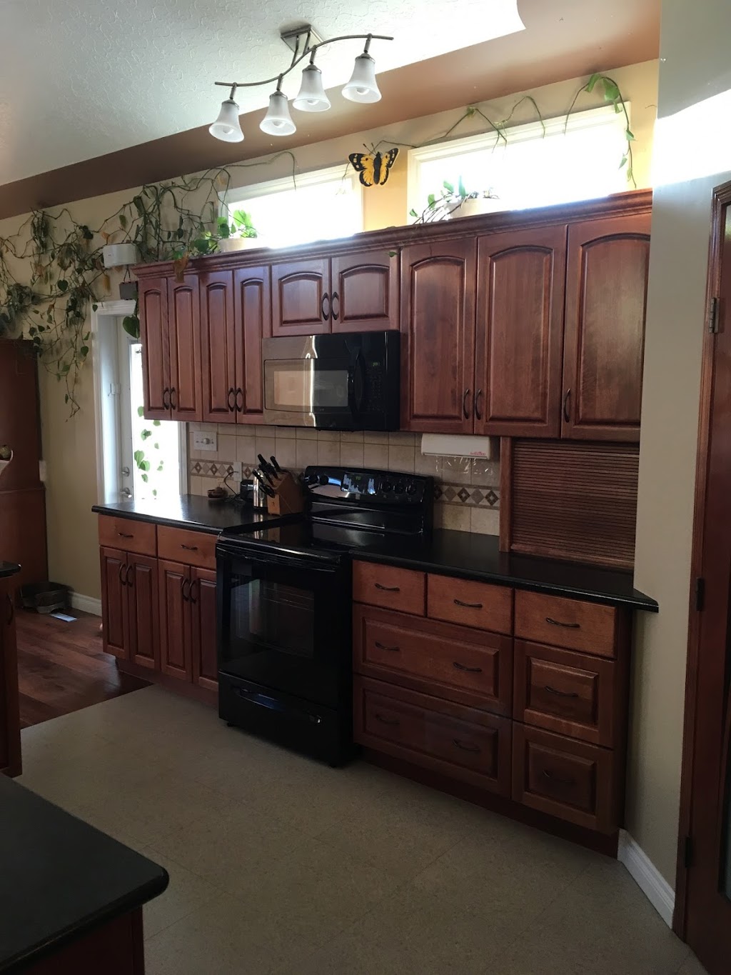 Monaghan Cabinets | 4727 47 Ave, Wetaskiwin, AB T9A 0J7, Canada | Phone: (780) 352-5900