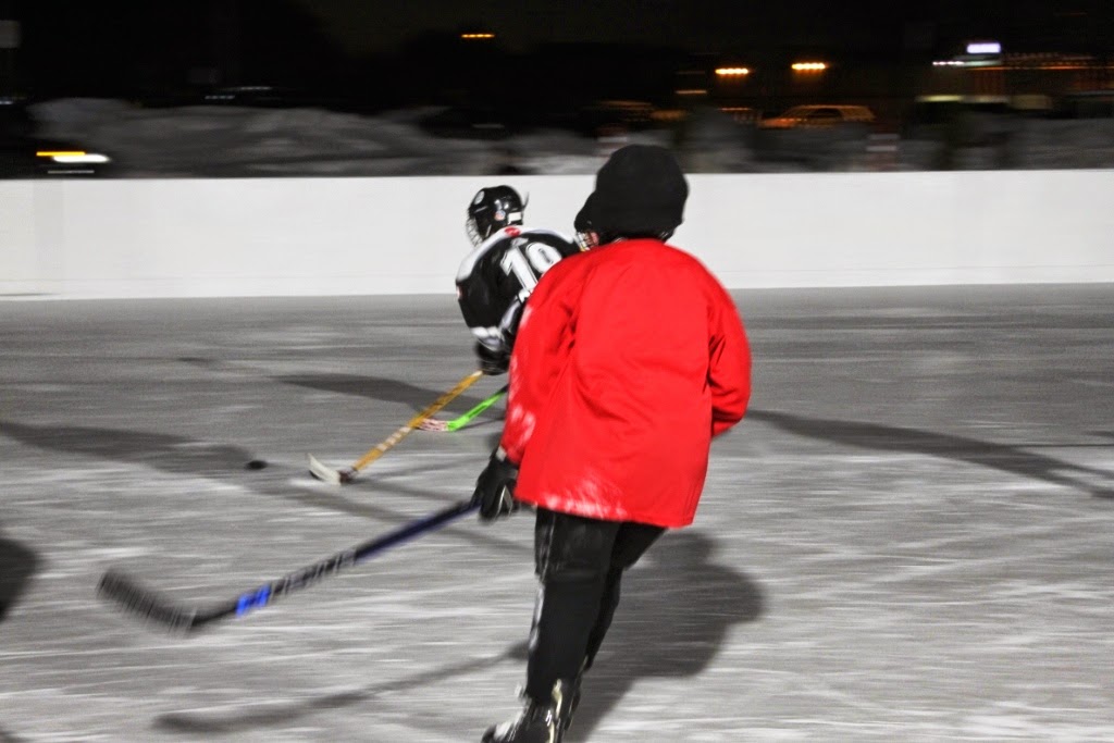 The Grimsby Outdoor Rink (Frieze Box) | 160 Livingston Ave, Grimsby, ON L3M 5B8, Canada | Phone: (905) 945-1288