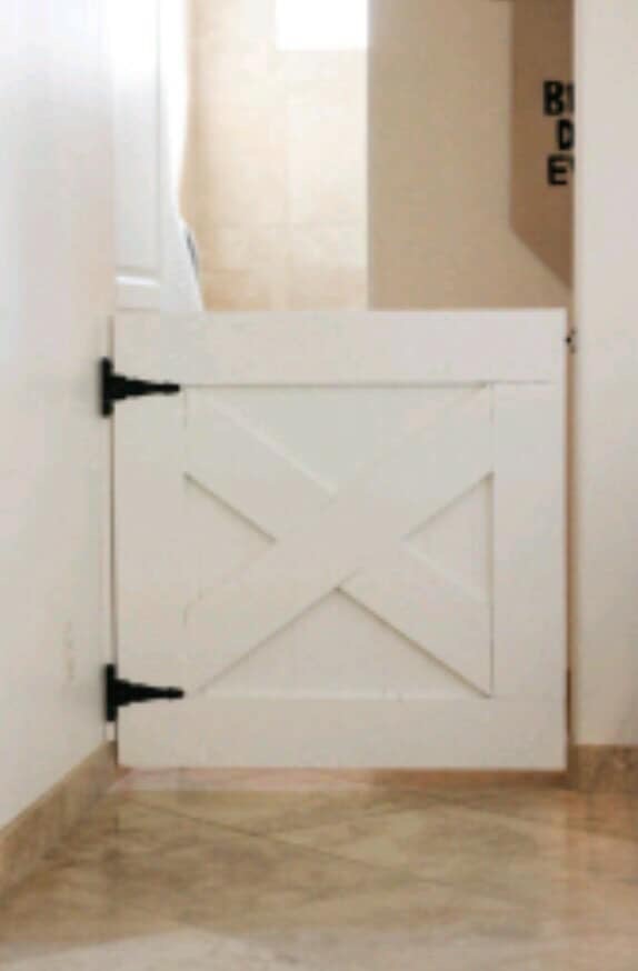 DC Custom doors and gates | 142 Sheldon Ave, Newmarket, ON L3Y 2V7, Canada | Phone: (705) 770-1436