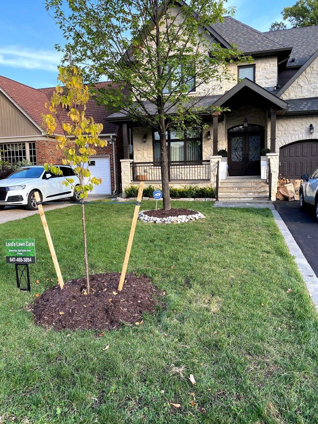 Lords Lawn Care | 102 Cumberland Dr, Mississauga, ON L5G 3M8, Canada | Phone: (647) 469-3894