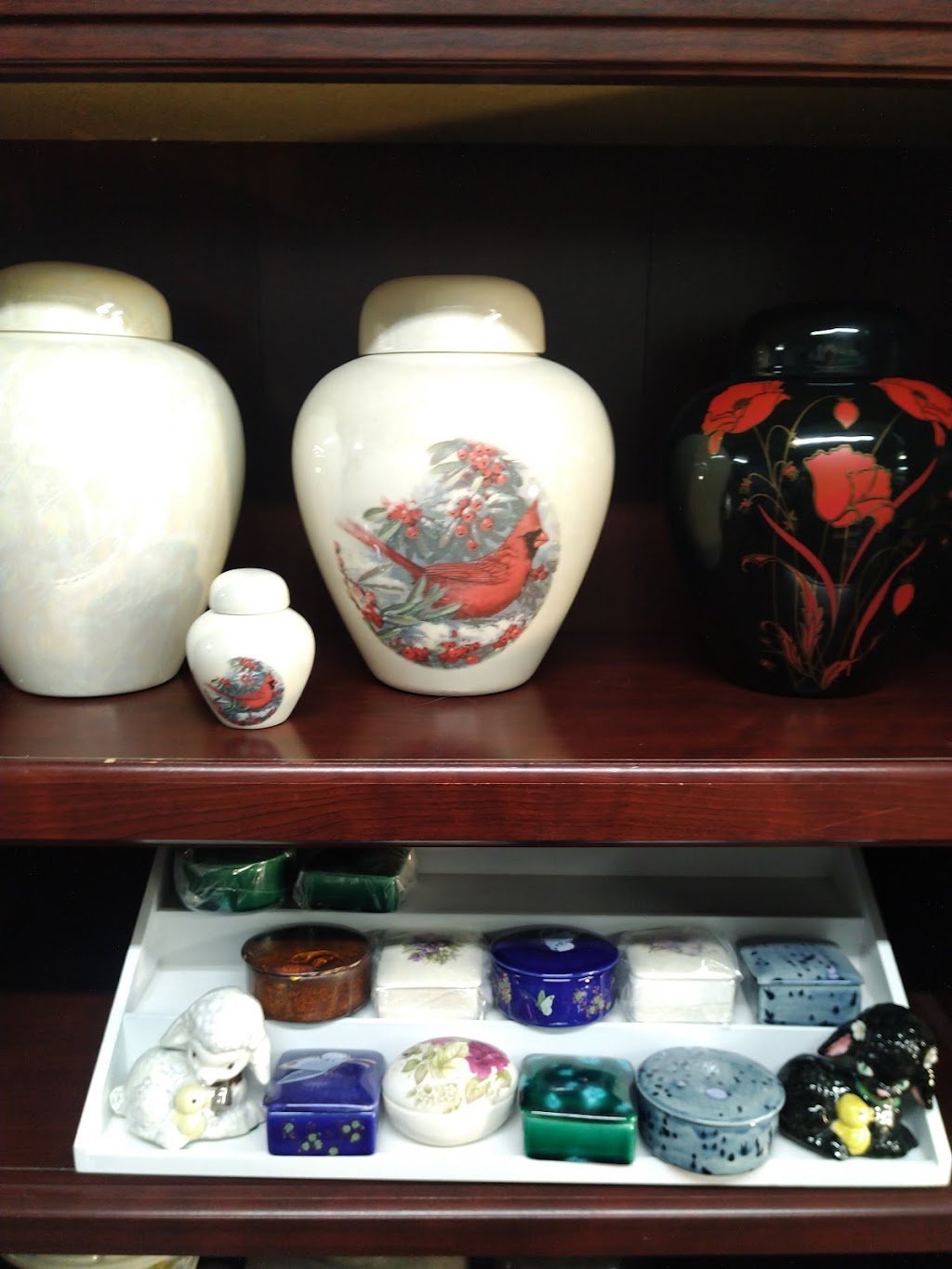 Heartland Urns and Keepsakes | 20145 Township Road 39-2, Stettler, AB T0C 2L0, Canada | Phone: (403) 742-4554