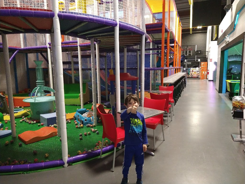 Centre dactivités familiales Laser Force Drummondville | 2250 Rue Demers, Drummondville, QC J2B 0L1, Canada | Phone: (819) 850-0788