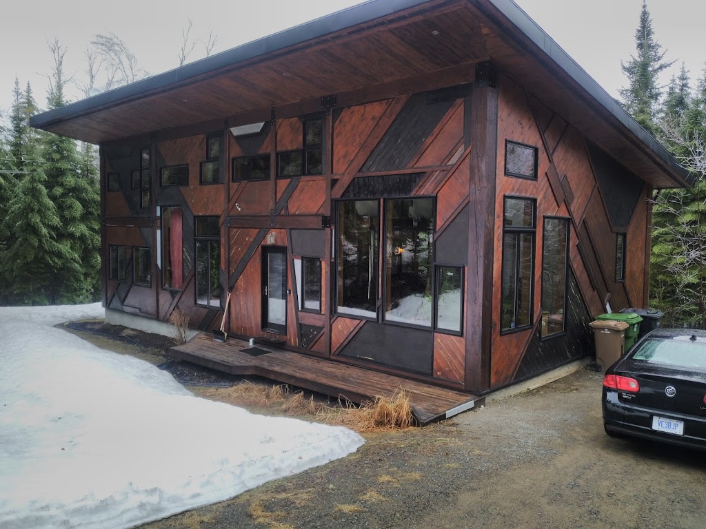 Exit Chalets - Le Sculptural | 1191 Rue de lAube, Val-David, QC J0T 2N0, Canada | Phone: (514) 893-4721