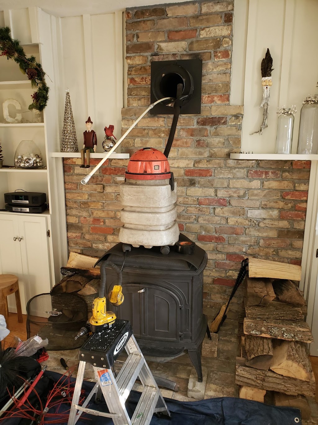 Aaran Chimney Sweeps Ltd | 1008 Leslie Valley Dr, Newmarket, ON L3Y 7E6, Canada | Phone: (905) 895-7137