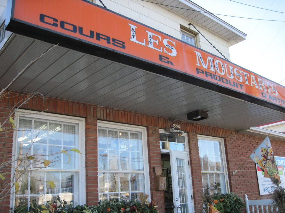 Les Moustarts Inc. | 834 Rue Notre-Dame, Repentigny, QC J5Y 1C2, Canada | Phone: (450) 581-1909