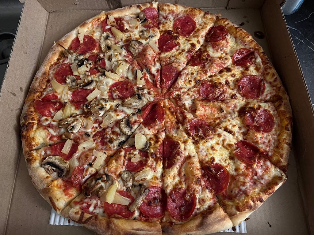 Pete’s Pizza | 4025 Dorchester Rd, Niagara Falls, ON L2E 6N1, Canada | Phone: (905) 358-3333