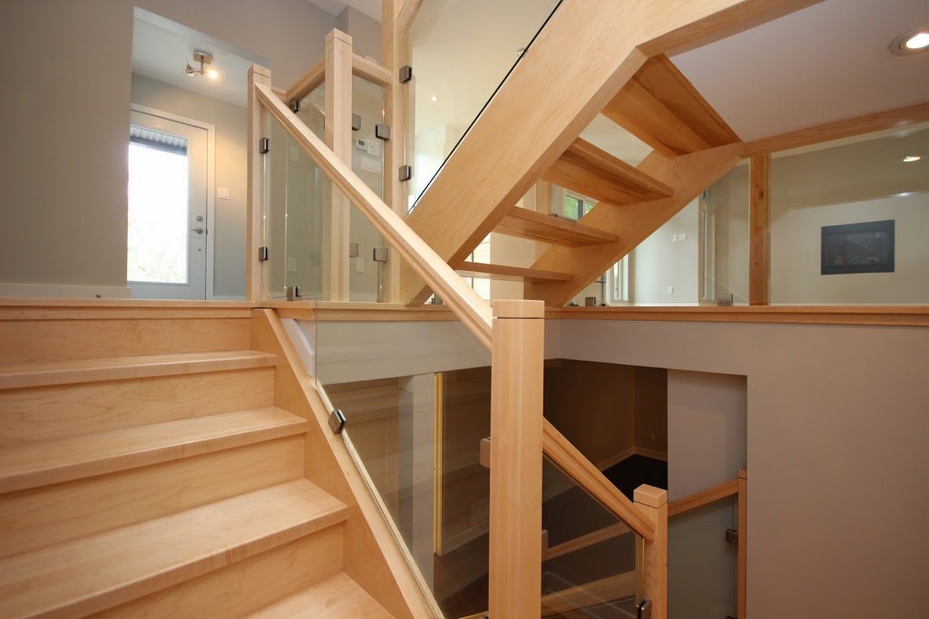 Aleika Stairs and Rails | 6330 Second Line Rd S, Kars, ON K0A 2E0, Canada | Phone: (613) 489-5678