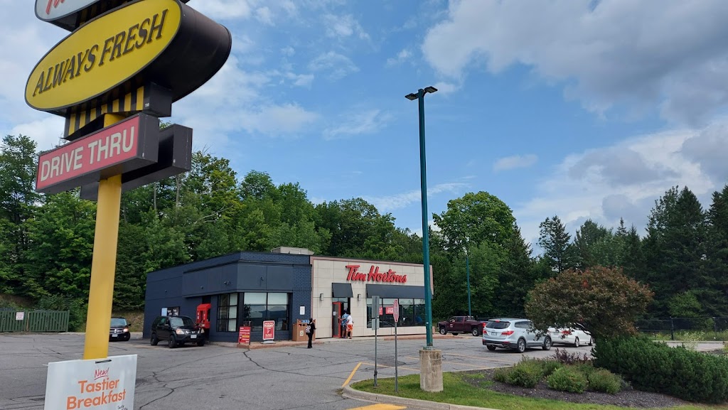 Tim Hortons | 44 Hwy 60 E, Huntsville, ON P1H 1C2, Canada | Phone: (705) 787-0946