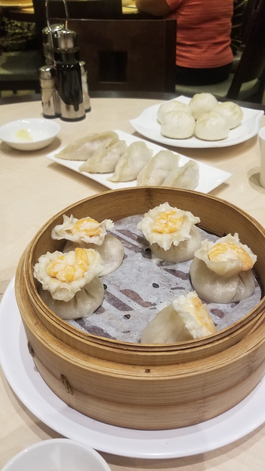 Shanghai Dim Sum | 25 Glen Watford Dr, Scarborough, ON M1S 2B7, Canada | Phone: (416) 332-8579