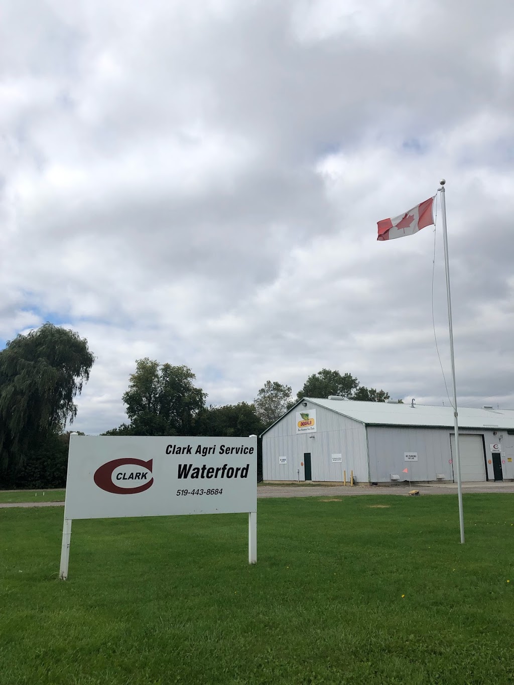 Clark Agri Service Waterford | 807 Thompson Rd E, Waterford, ON N0E 1Y0, Canada | Phone: (519) 443-8684