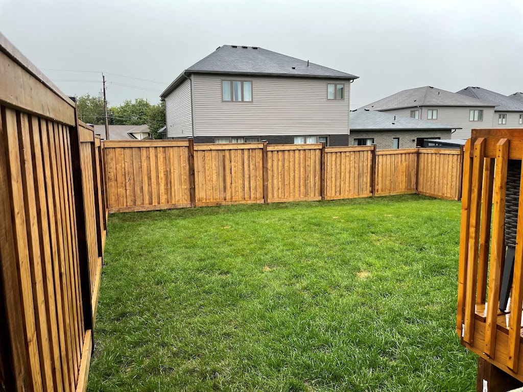 Niagara Fence Builders | 4187 Cassandra Dr, Beamsville, ON L0R 1B7, Canada | Phone: (289) 969-4410