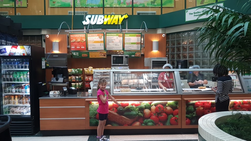 Subway | 555 University Ave, Toronto, ON M5G 1X8, Canada | Phone: (416) 597-8444